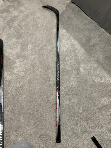 Senior Bauer Vapor Team Right Handed Hockey Stick P28 77 Flex Pro Stock (New)