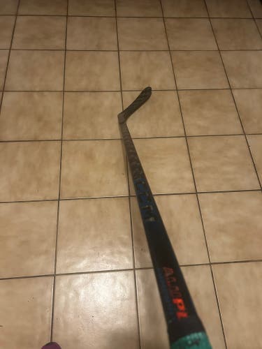 Senior CCM Vizion Right Handed Hockey Stick P28 97 Flex Pro Stock (Used)