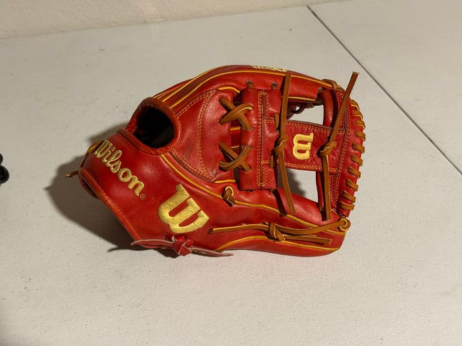 2010 Wilson RH Infield A2K Baseball Glove 11.5" (Used)