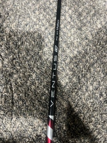 Men's Fujikura Ventus Shaft Stiff Flex Graphite Shaft (Used)