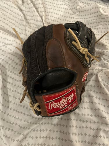 Rawlings Heart of the Hide RH Infield Baseball Glove 11.75" (Used but freshly re-laced)