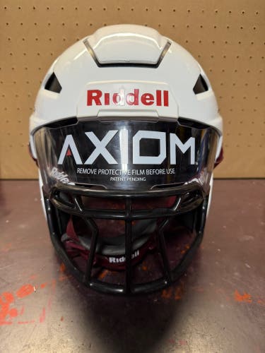 Riddell axiom adult medium 2025