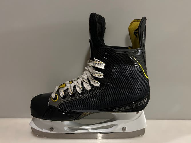 New Easton Stealth RS Junior Skates - Size 3 NIB