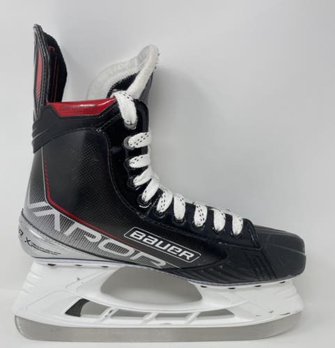2021 Bauer Vapor 3X Hockey Skates Regular Width 9.5 (Used)