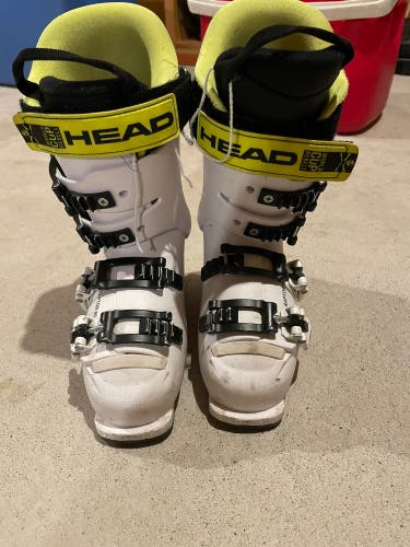 Mondo 21 & 21.5 Kid's HEAD Raptor 65 Racing Ski Boots Soft Flex (Used)