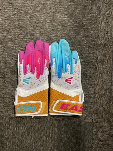 Used Easton WALK OFF ETHOS BB/SB Batting Gloves White Youth 11614-S000226325