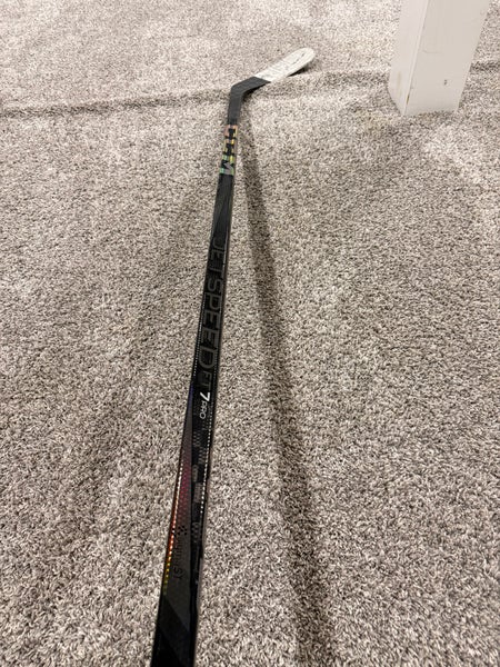 Senior CCM Ribcor Trigger 9 Pro Right Handed Hockey Stick P28M 65 Flex Pro Stock (Used)