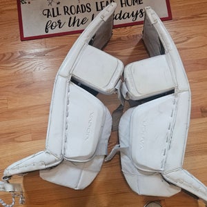 Medium Bauer Vapor X5 Pro Goalie Leg Pads (Used)