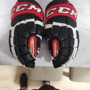 CCM HG50 Gloves 15" Pro Stock (Used)