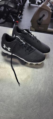 Used Under Armour 8 BB/SB Cleats Black Senior 8 11497-S000154087