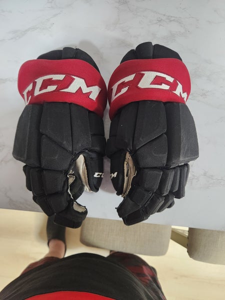CCM HGTKPP Gloves 15" Pro Stock (Used)