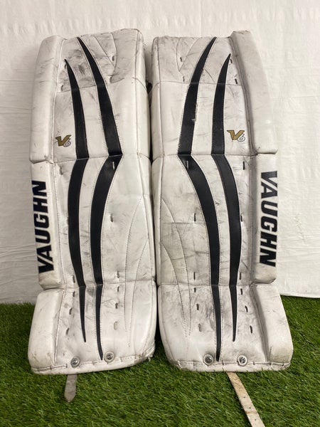 White 33" Senior Vaughn Velocity V6 1100 Pro Goalie Leg Pads (Used)