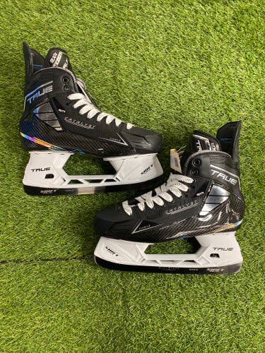 Senior True Catalyst 9X4 Hockey Skates Wide Width 10.5 (New)