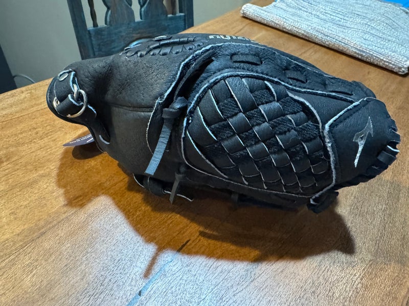 Mizuno Prospect RH Infield Baseball Glove (New)