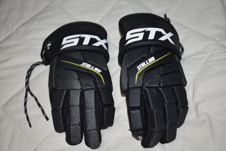 STX Stallion 200 Lacrosse Gloves, Medium - Great Condition!