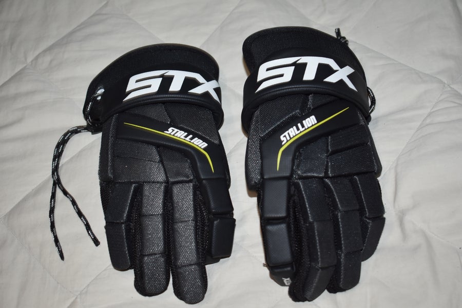 STX Stallion 200 Lacrosse Gloves, Medium - Great Condition!