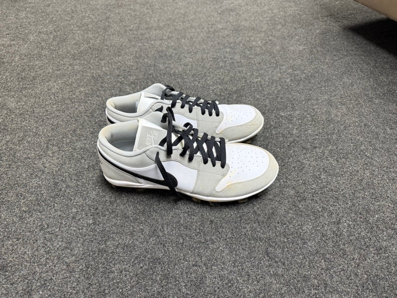 Men's Size 13.0 (W 14.0) Air Jordan Low Top (Used)