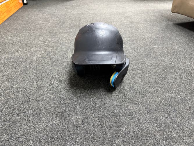 Medium Rawlings CoolFlo Batting Helmet (Used)