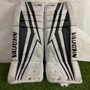 White 28" Junior Vaughn Velocity V9 Goalie Leg Pads (Used)