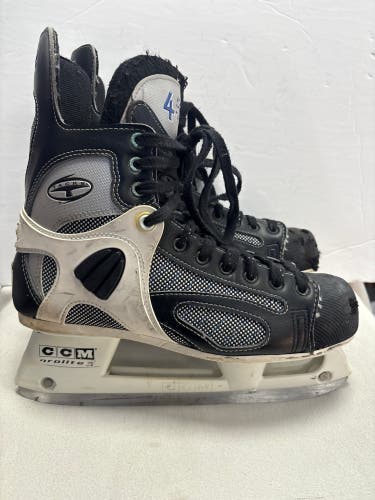 CCM Tacks 452 Hockey Skates Regular Width 10 (Used)