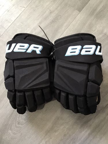 Utah Hockey Club McBAIN Game Worn Bauer Vapor Hyperlite Gloves 14" (Used)