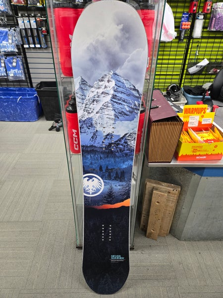 NeverSummer SnowTrooper 152cm (Used)