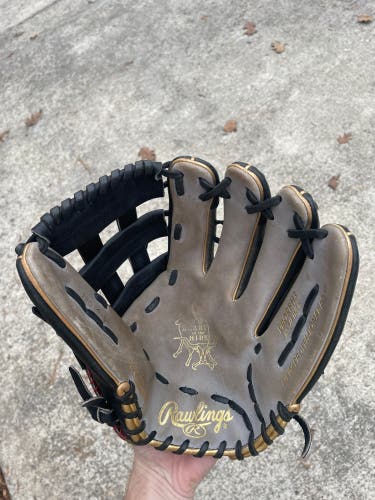 2022 Rawlings Heart of the Hide RH Outfield Baseball Glove 12.5" (Used)