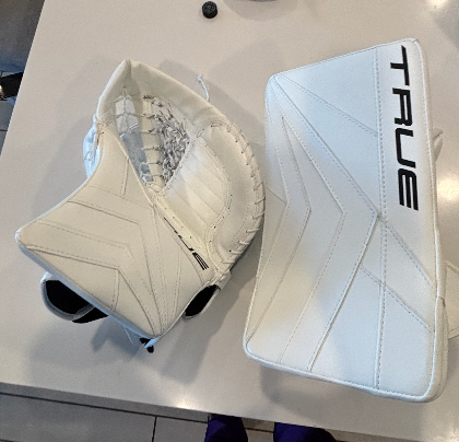 True Catalyst 9X3 Glove and Blocker, Senior Size, White, Regular (New)