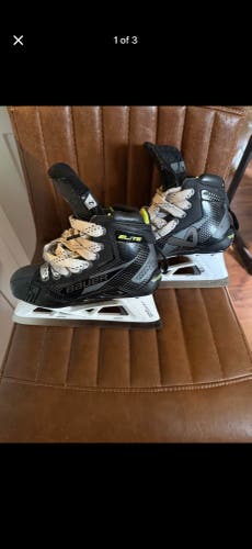 2024 Bauer Elite Hockey Goalie Skates Regular Width Size 2 (Used)