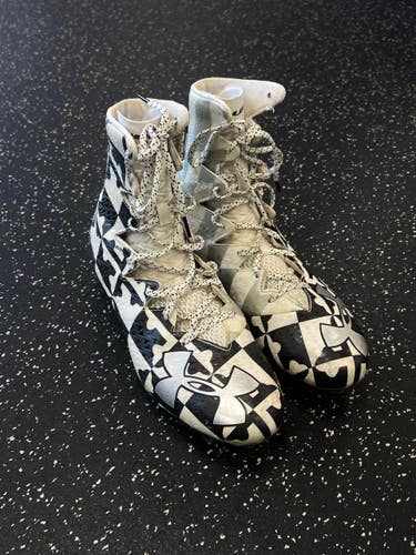 Used Under Armour LAX Cleats Mens Black And White Senior 10 11849-S000034096
