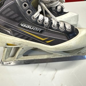 2012 Bauer Supreme One.9 goalie Hockey Skates Size 4 (Used)