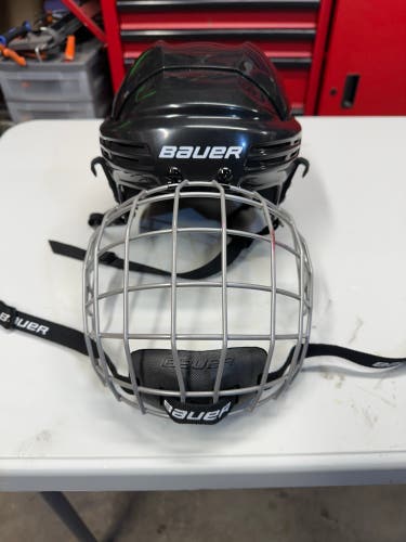 Youth Small Bauer 2100 Helmet (Used)