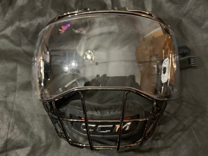 Used CCM HVR Hybrid Shield Senior fits CCM MED/SM helmets