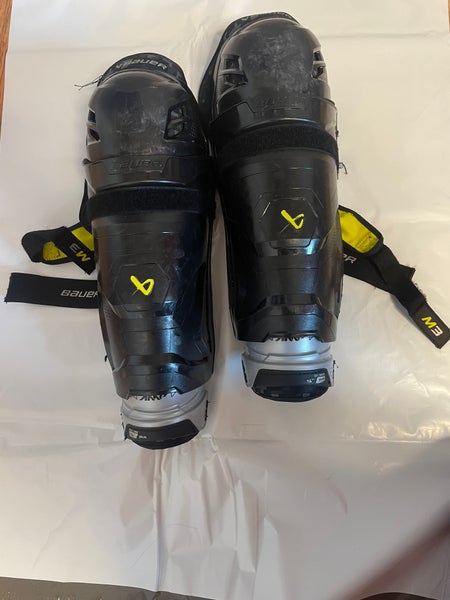 Intermediate Bauer Supreme M3 14" Shin Pads (Used)
