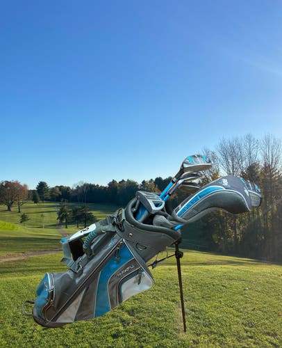 Junior Maxfli Rev 3 Right Handed Clubs Junior 6 Pieces (Dr,FW,HY,7,9,Putter) W/ Bag