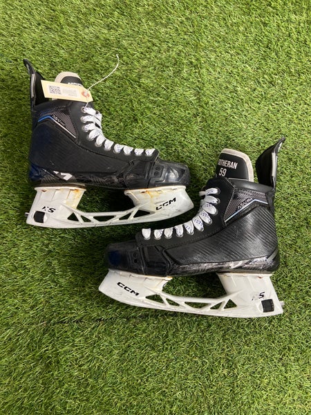 CCM AS-V Pro Hockey Skates | Senior 9 (Regular)