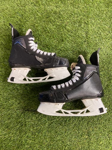 CCM AS-V Pro Hockey Skates | Senior 9 (Regular)