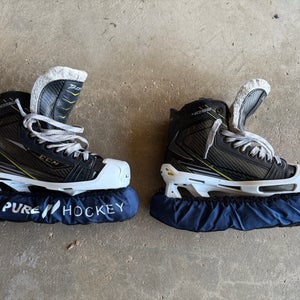 2016 CCM Tacks 4092 Hockey Goalie Skates Regular Width 8 (Used)