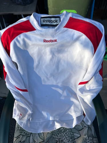 Black XXL Adult Unisex Reebok Jersey (Used)