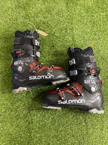 Mondo 24 & 24.5 Women's Atomic Hawx Prime 105S Ski Boots Medium Flex (New)