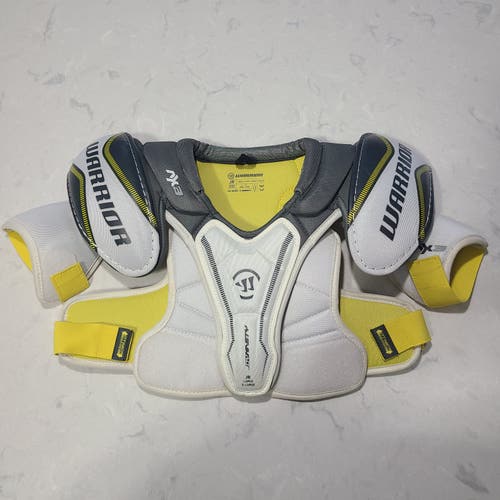 Men's Large/Extra Large Junior Warrior Dynasty AX3 Shoulder Pads (New)