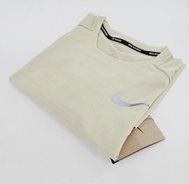 Size XL Men's Nike Dri-Fit Miler Short Sleeve Running Top Shirt AJ7565 371 NEW NWT