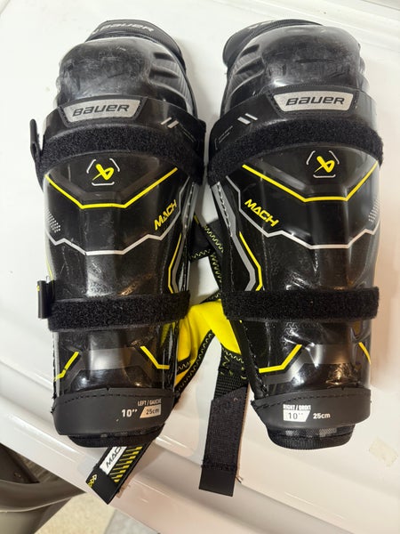 Youth Bauer Supreme Mach 10" Shin Pads (Used)