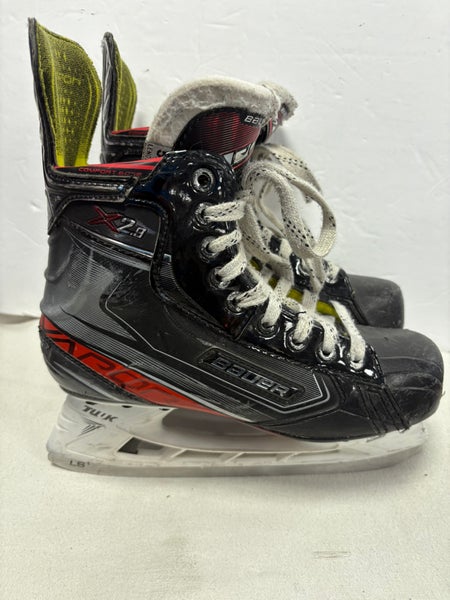 Bauer Vapor X2.9 Hockey Skates Regular Width Size 5.5 (Used)