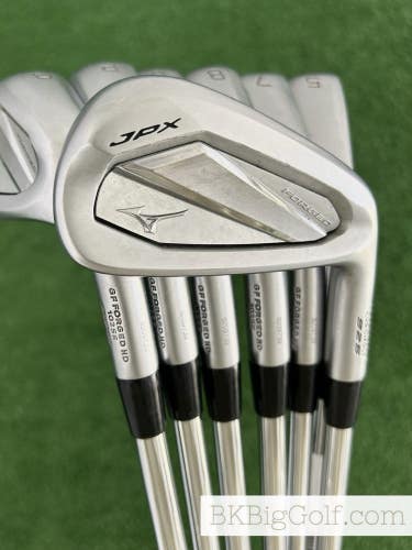 Mizuno JPX 925 Forged Iron Set 5-G / Dynamic Gold X100 115 Extra Stiff
