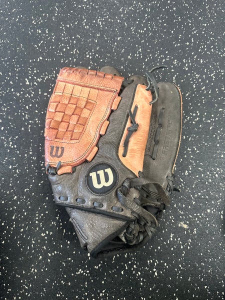 Used Wilson TEMPEST RH Throw Fastpitch Gloves Brown 13" 11849-S000033950
