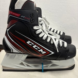 CCM JetSpeed FT440 Hockey Skates Regular Width 9 (New)