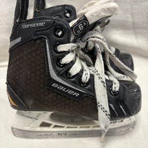 Bauer Supreme One.4 Hockey Skates Regular Width 9 (Used)