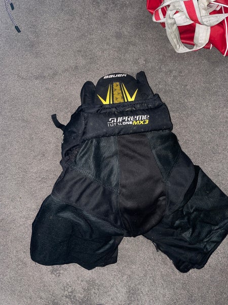 Senior Medium Bauer Supreme TotalOne MX3 Hockey Pants (Used)