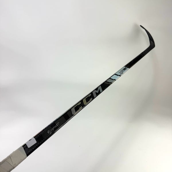 Used Right CCM Tacks XF Pro | 85 Flex Mackinnon Pro Curve Grip | F308
